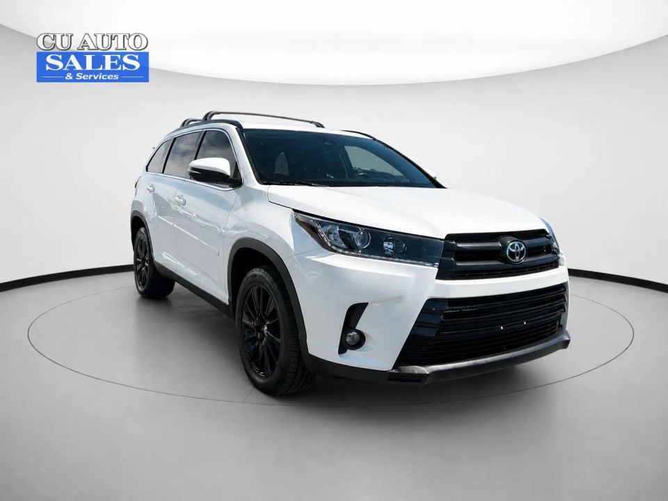 2019 Toyota Highlander SE