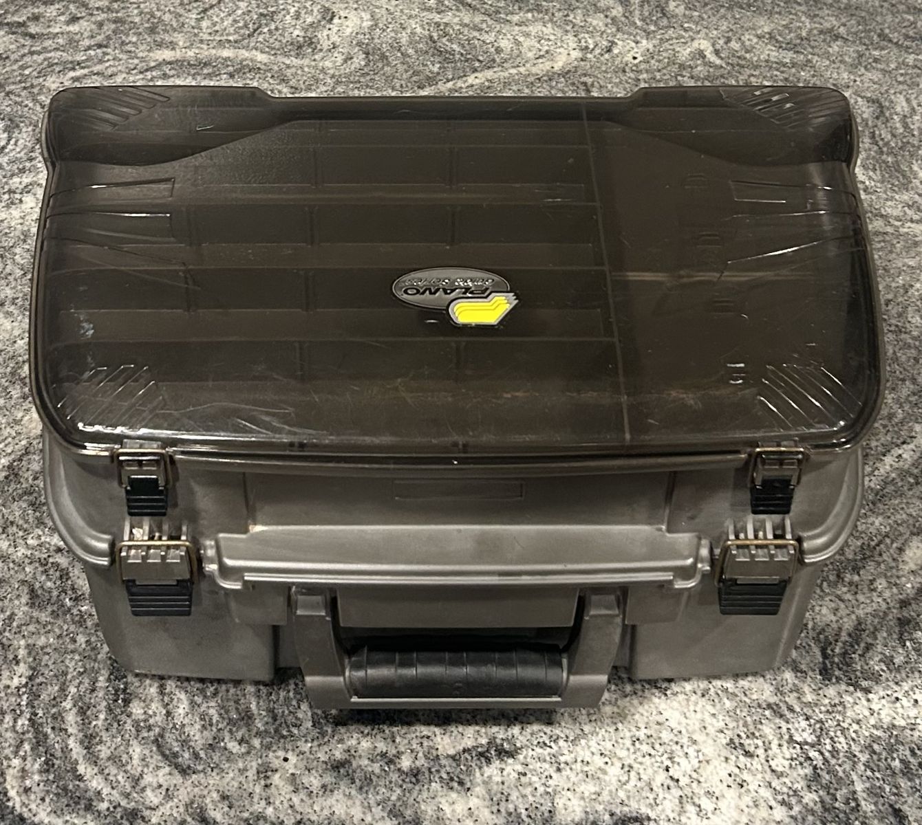 Plano Guide Series Tackle Box