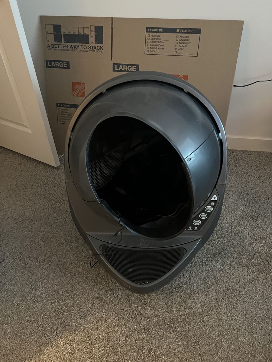 Litter-Robot 3 Automatic Self-Cleaning Litter Box – Works, Needs Globe Alignment
