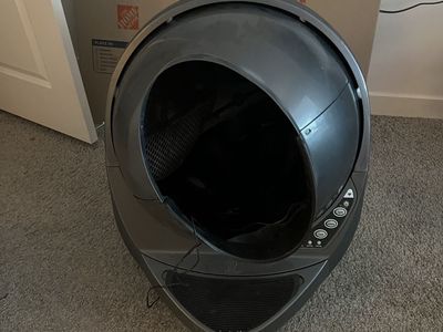 Litter-Robot 3 Automatic Self-Cleaning Litter Box – Works, Needs Globe Alignment