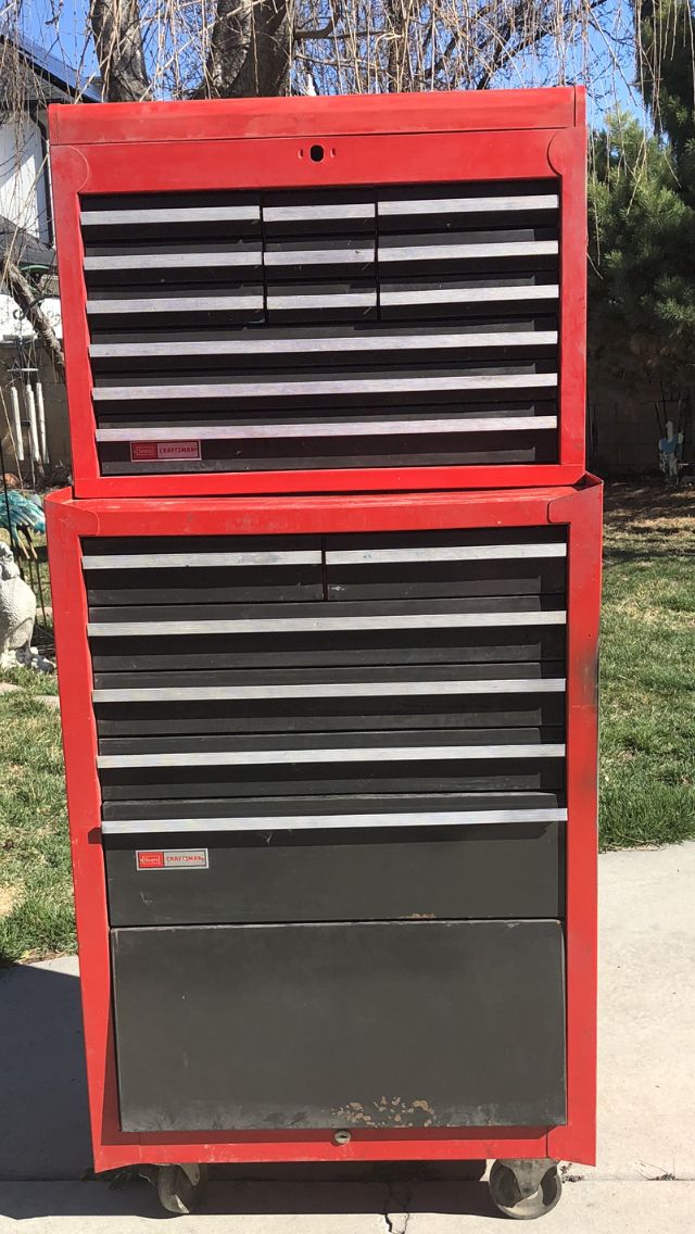 Craftsman Tool Box 18 Drawers Total/ Tools
