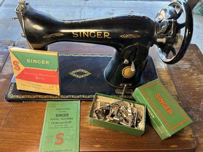 Vintage SINGER 15-88/15-89 Treadle Sewing Machine with Attachments & Manual