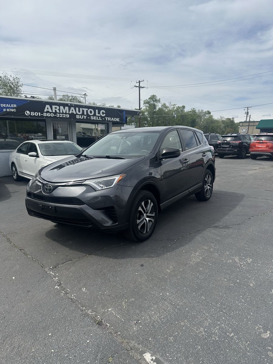 2017 Toyota RAV4 LE