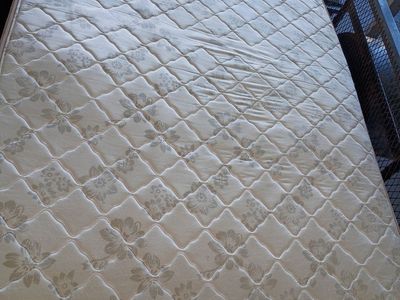 Full size mattress box frame!