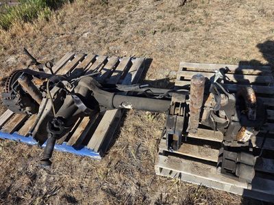 05 Ford f350 f&r axles