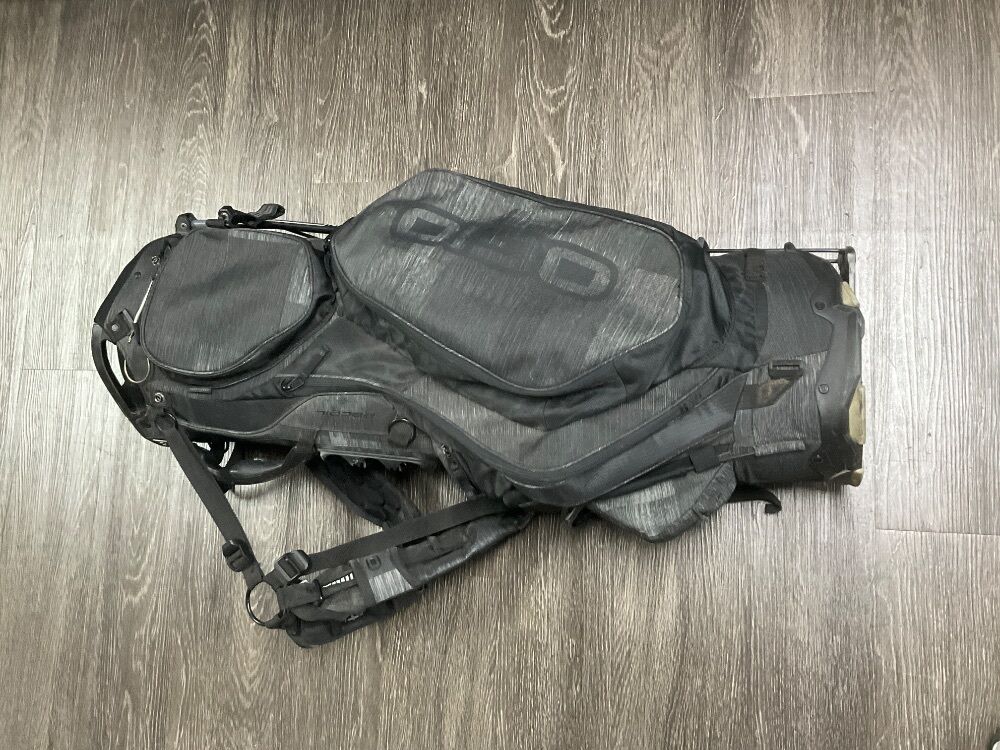 OGIO RECOIL GOLF BAG
