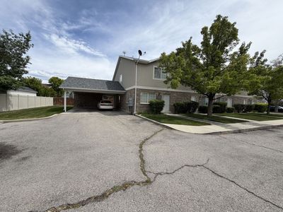 Huge 3BR Townhouse in Orem | $1,899 | Contract until July 31