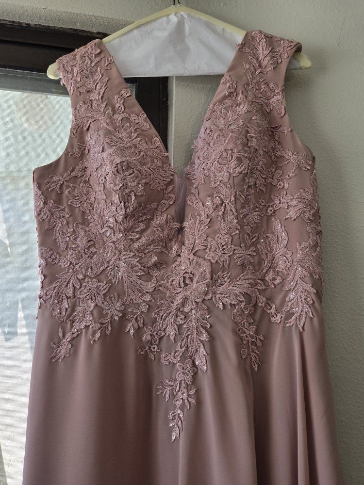 Ladies Elegant Formal Dress