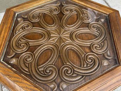 Carved Wood Hexagon End Table w/ Glass Top – Scroll Pedestal Base