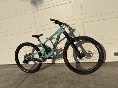 SANTA CRUZ Megatower C Large Enduro Mountain bike