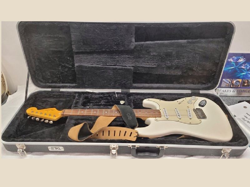 myhometownauctions.com - May 26, 27, 28 and June 3: Coins, Tech, Cards, and Collectibles Auctions (My Hometown Auctions)