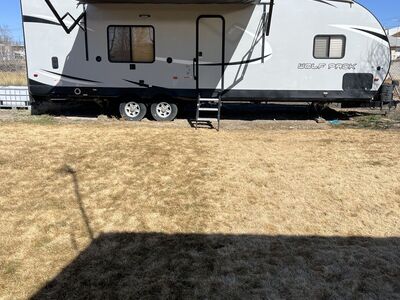 Wolf pack toy hauler