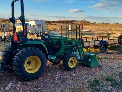 John Deere 3025E Tractor with Bucket & Frontier Box Blade - Low 105.5 Hours, Great Condition