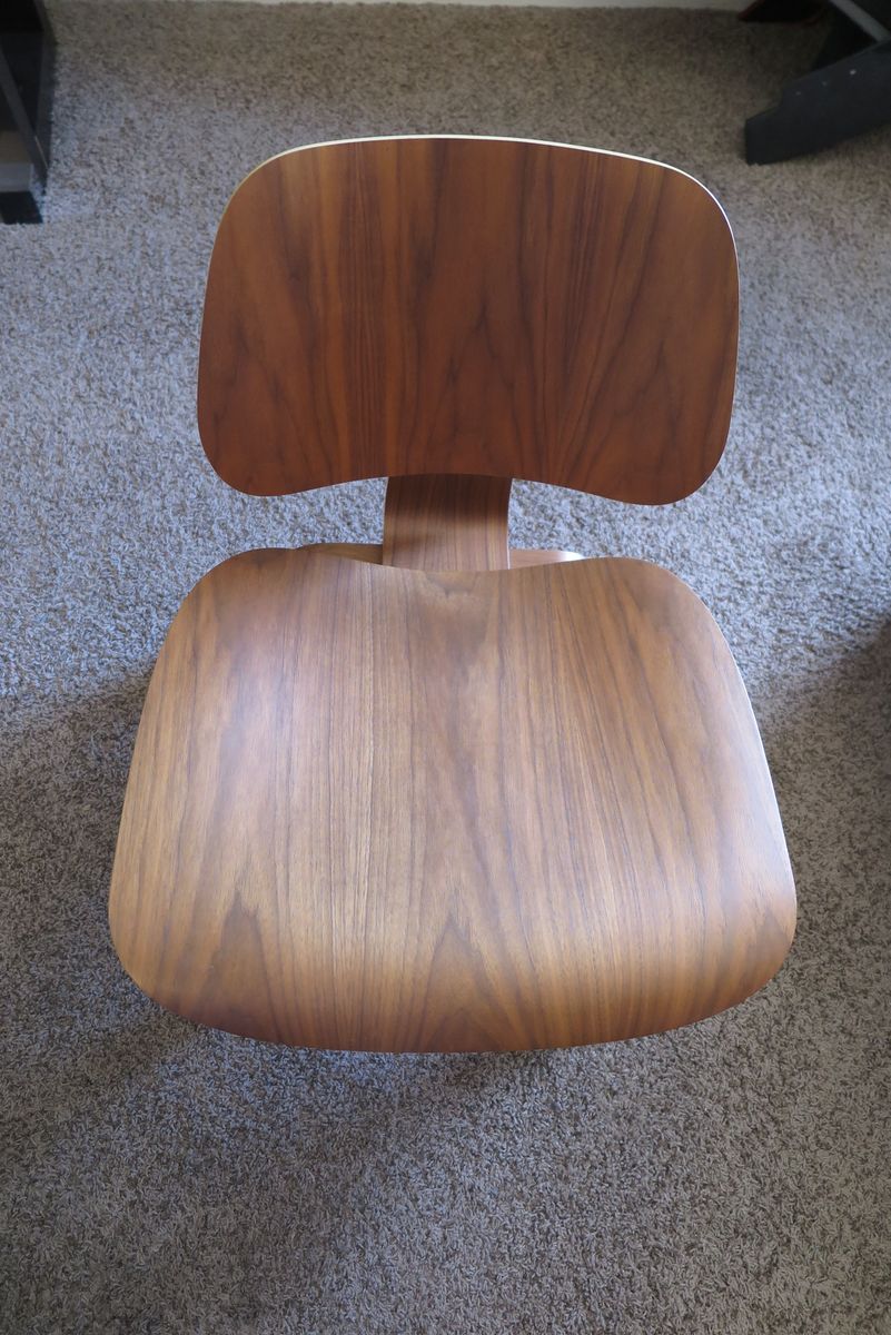 herman miller eames lounge chair/$600.00/new condition