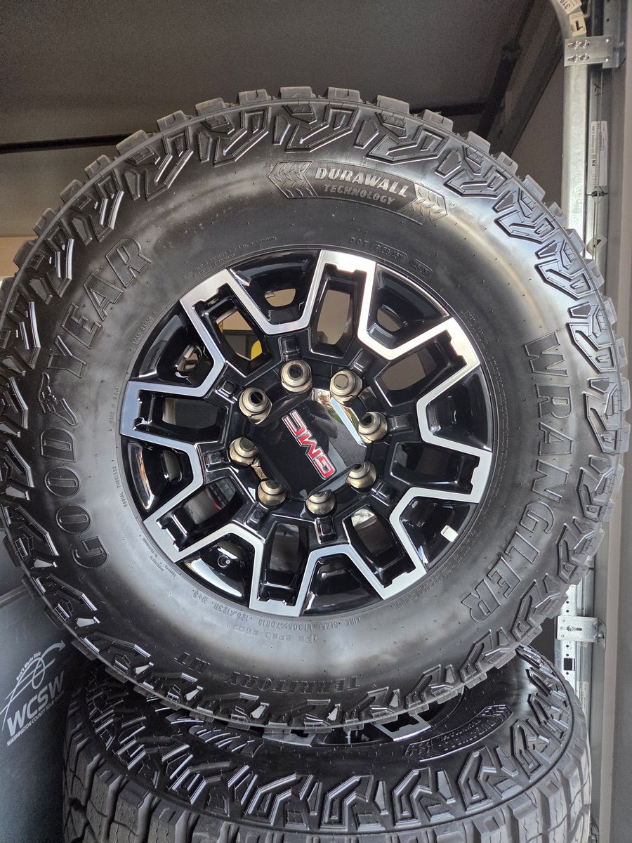2026 AT4X Wheels & Tires (4)