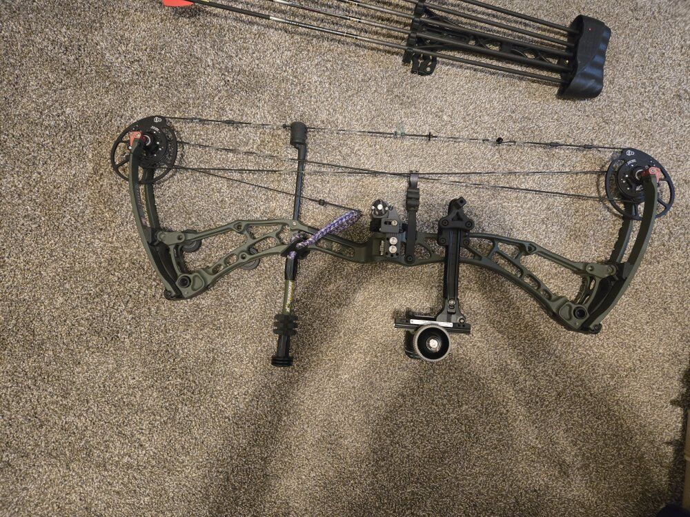 2022 bowtech