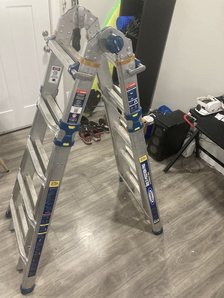 WERNER 22 ft. Max Reach 5-in-1 Multi-Position Pro Ladder
