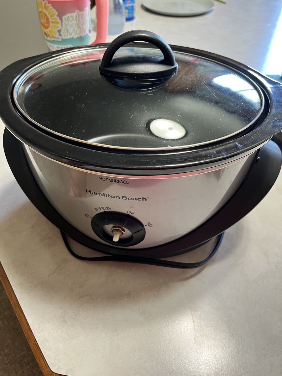 Hamilton Beach 6-Quart Slow Cooker with Lid - Easy Meal Prep