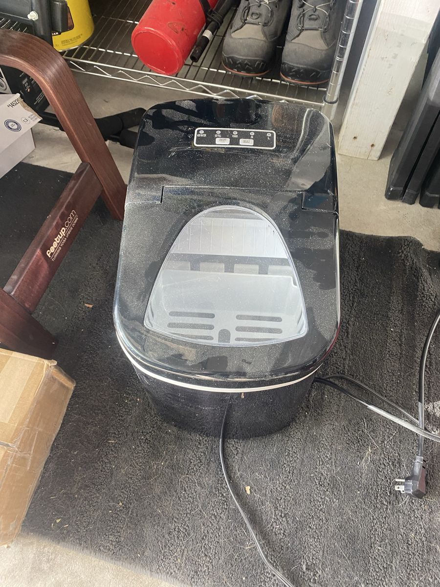 Ice machine