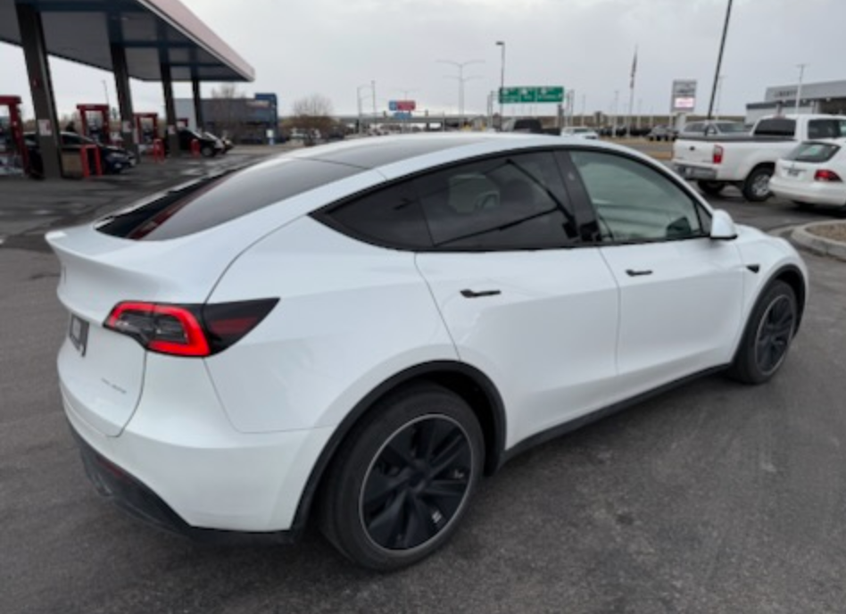 2024 Tesla Model Y Long Range