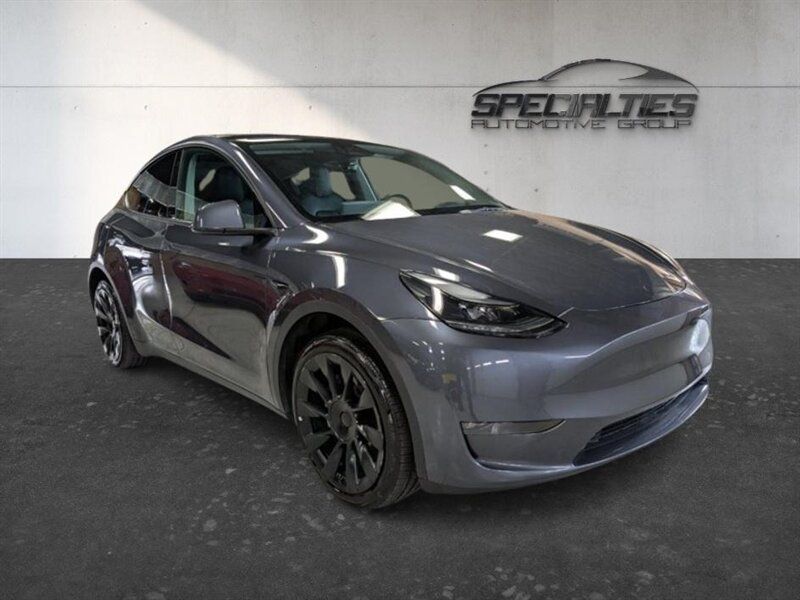 2023 Tesla Model Y Long Range