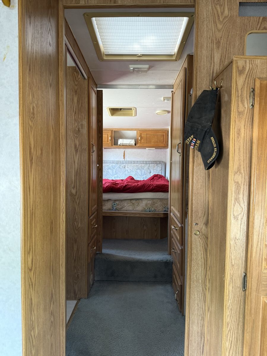 Main image 13