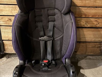 Evenflo Convertible Car Seat Black and Purple