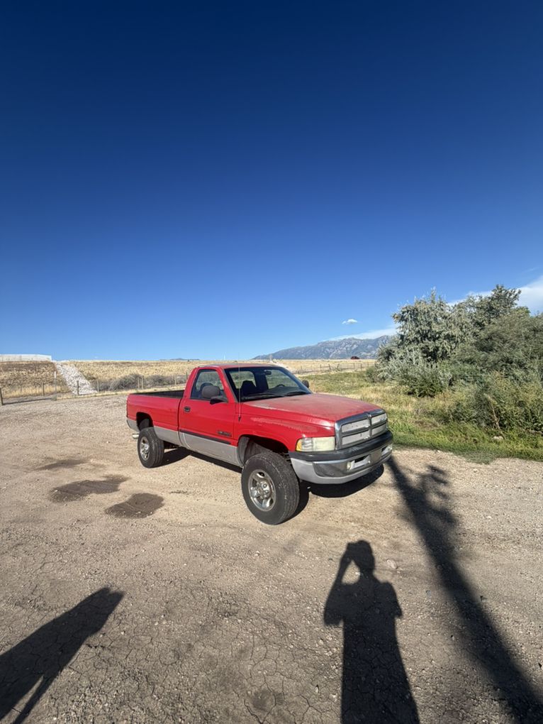 2002 Dodge Ram 2500 Laramie