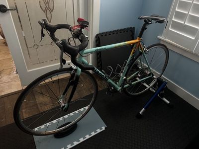 2002 Bianchi Vigorelli 53cm and a 1UP USA Indoor Trainer