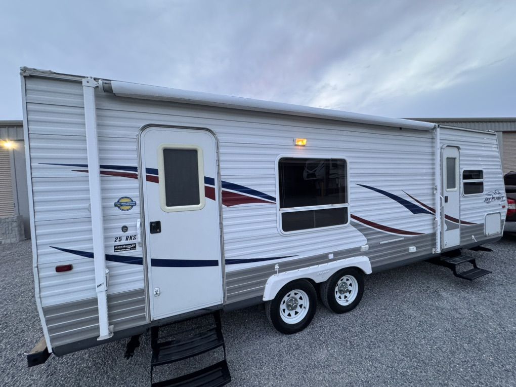 Mint Condition Jayfkight 4 Season 25RKS slide Out