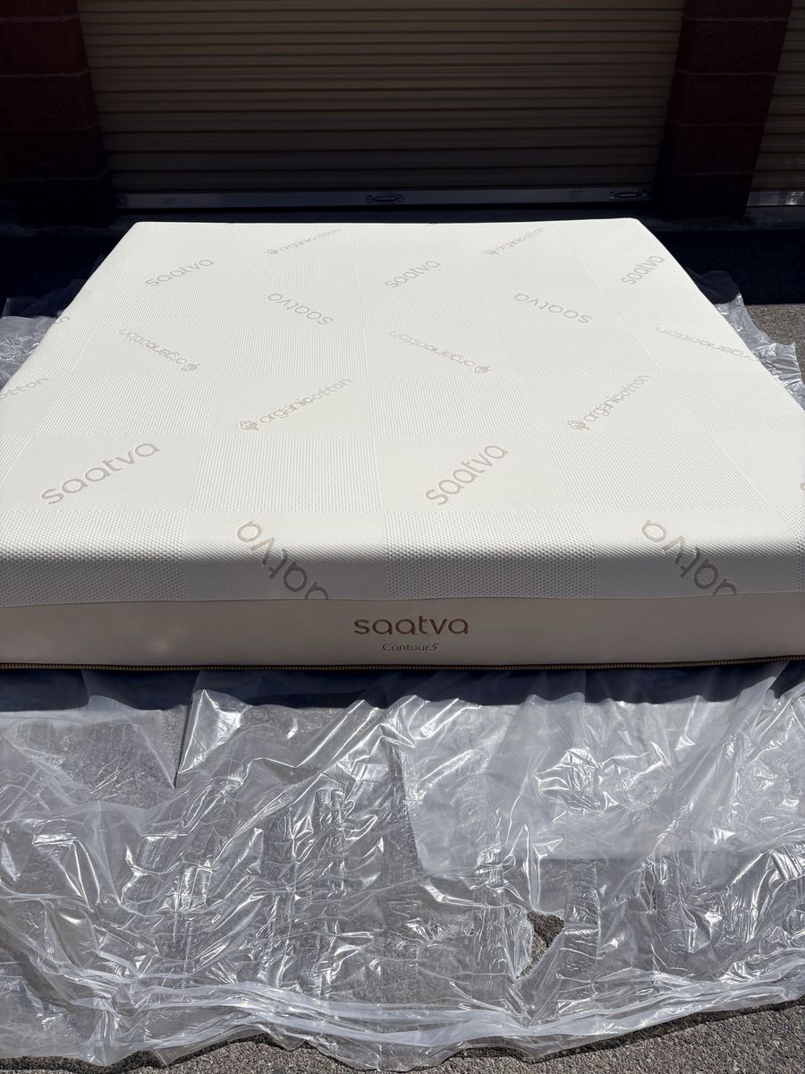 Saatva Contour5 King Mattress