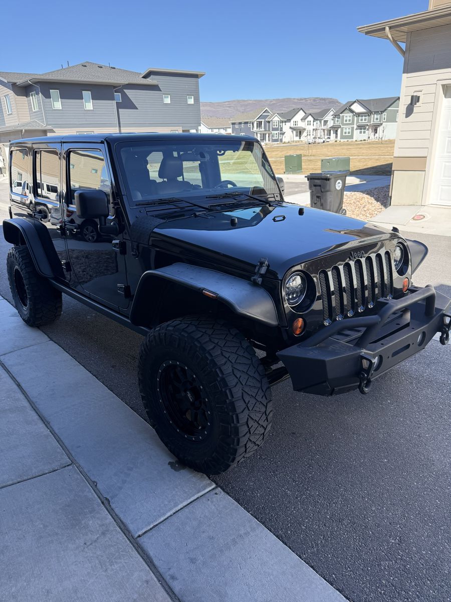 2011 Jeep Wrangler Unlimited Sahara