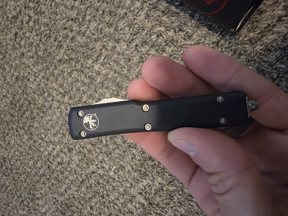 Microtech UTX-70 Dagger