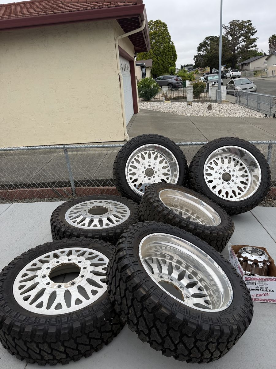 26” American Force Dually wheels