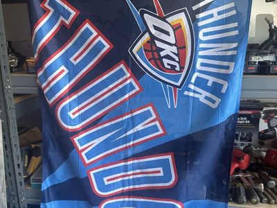Oklahoma City Thunder Flag 29x42