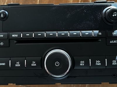 2008-2014 Chevy Truck Radio