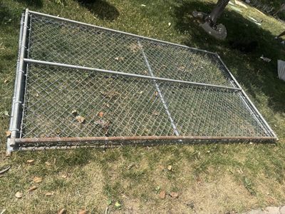 6 x 10, 6 x 9'7" long panels & gates
