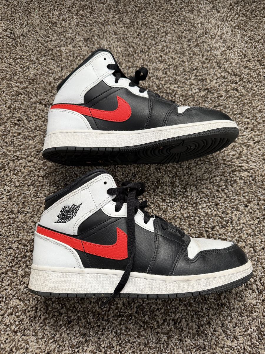 Boys Nikes Shoes (2)