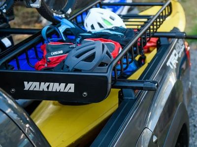 Yakima Skinny Warrior Basket Rack truck Car