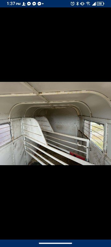 1986 horse trailer