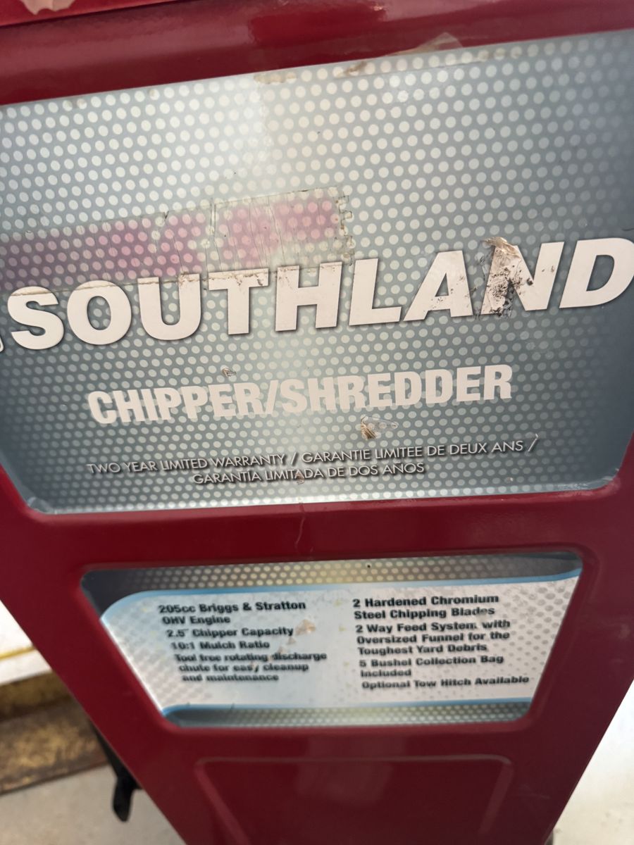 Southland Shredder/ Chipper