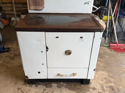 Vintage stove