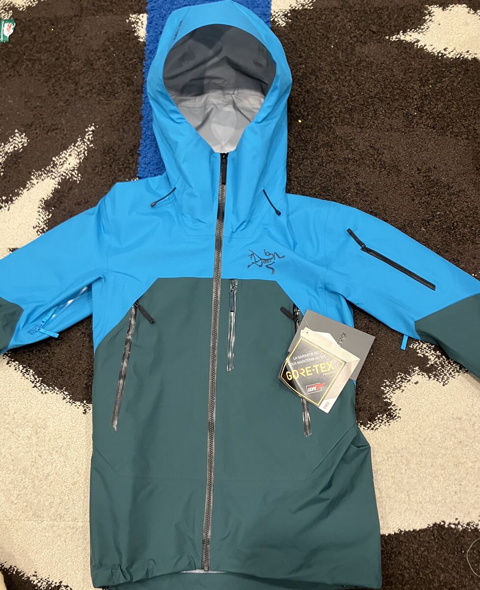 Arcteryx Rush Ski Snowboard Jacket Mens XS