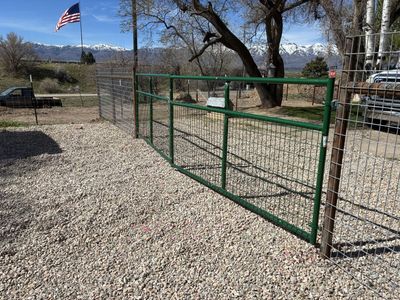 Drill Pipe/ Field Fencing !