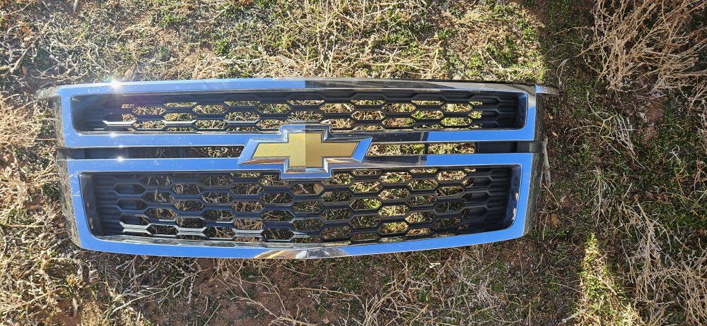 Chevy Tahoe/Suburban Grille