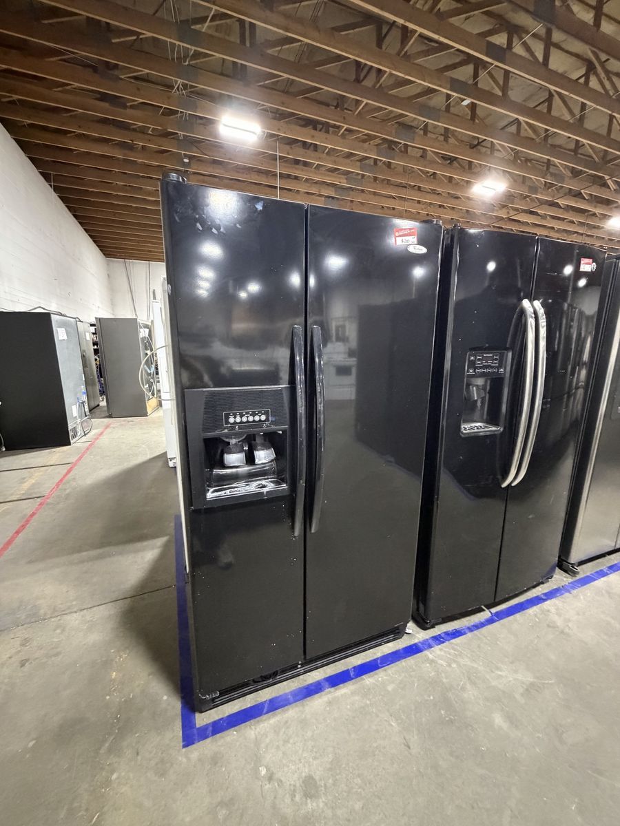 NICE WHIRLPOOL GLOSSY BLACK SIDE BY SIDE FRIDGE