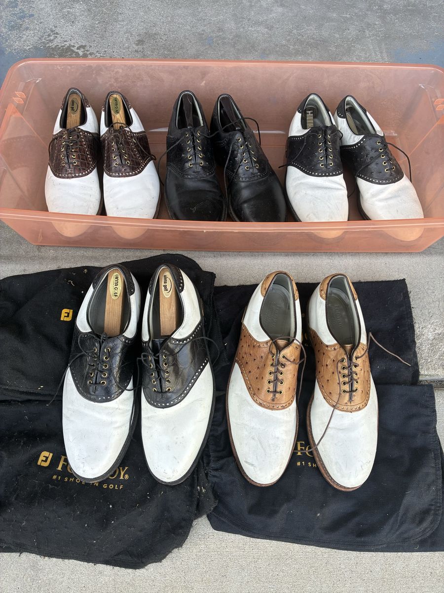 Men’s leather cleated Footjoy golf shoes