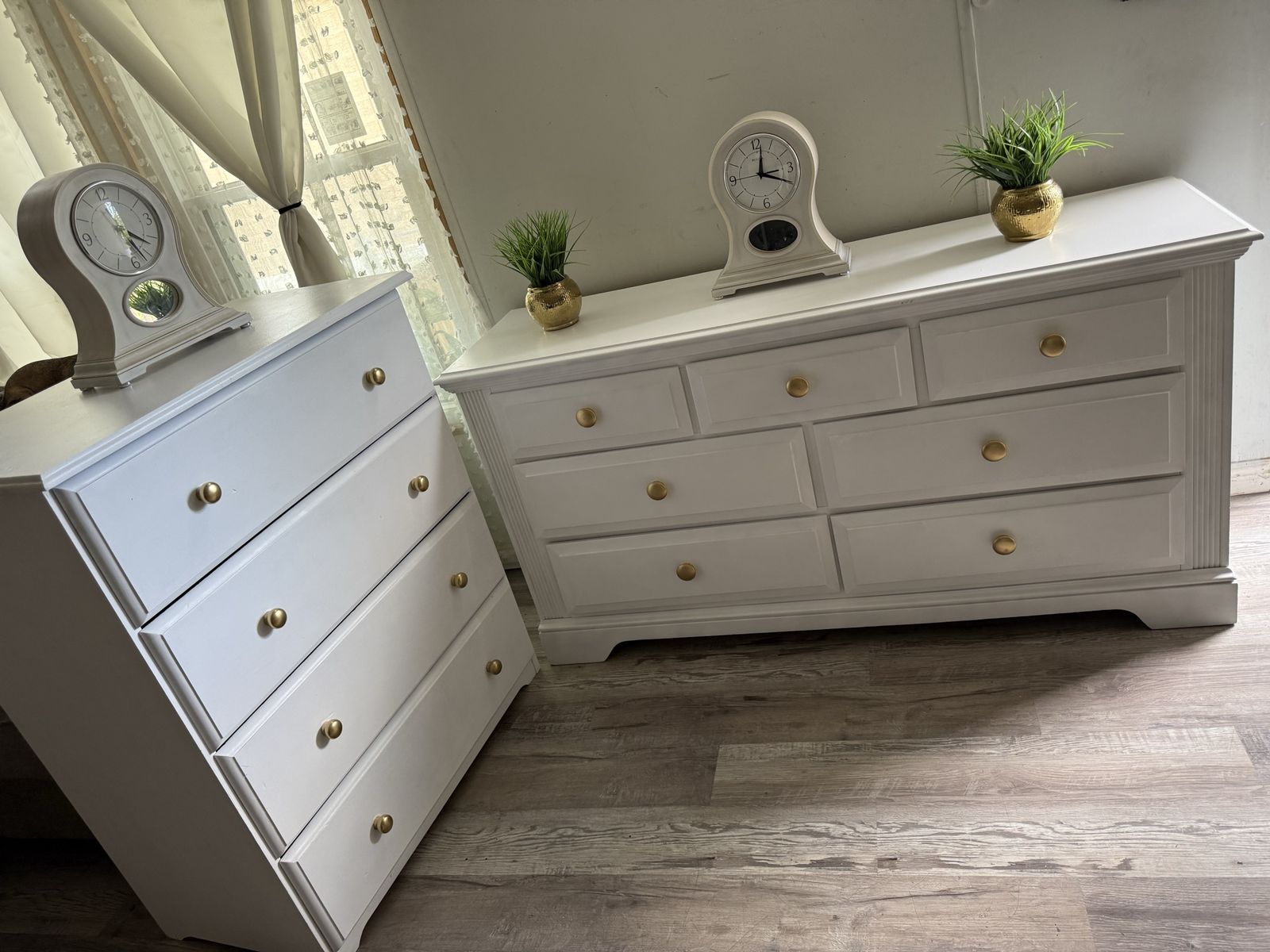 Beautiful set 2 pc one dresser tall one long