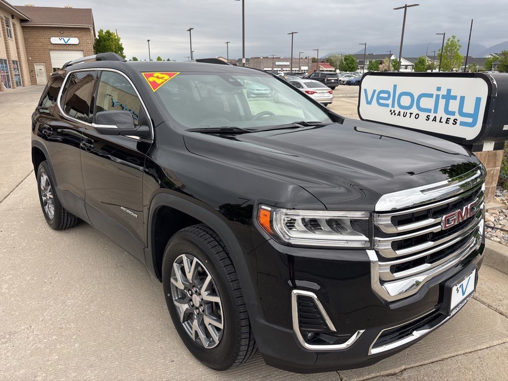 2023 GMC Acadia SLT