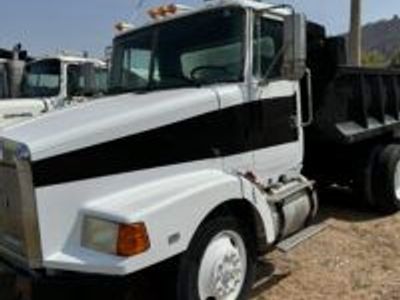 1988 Volvo 6x4 Dump Truck